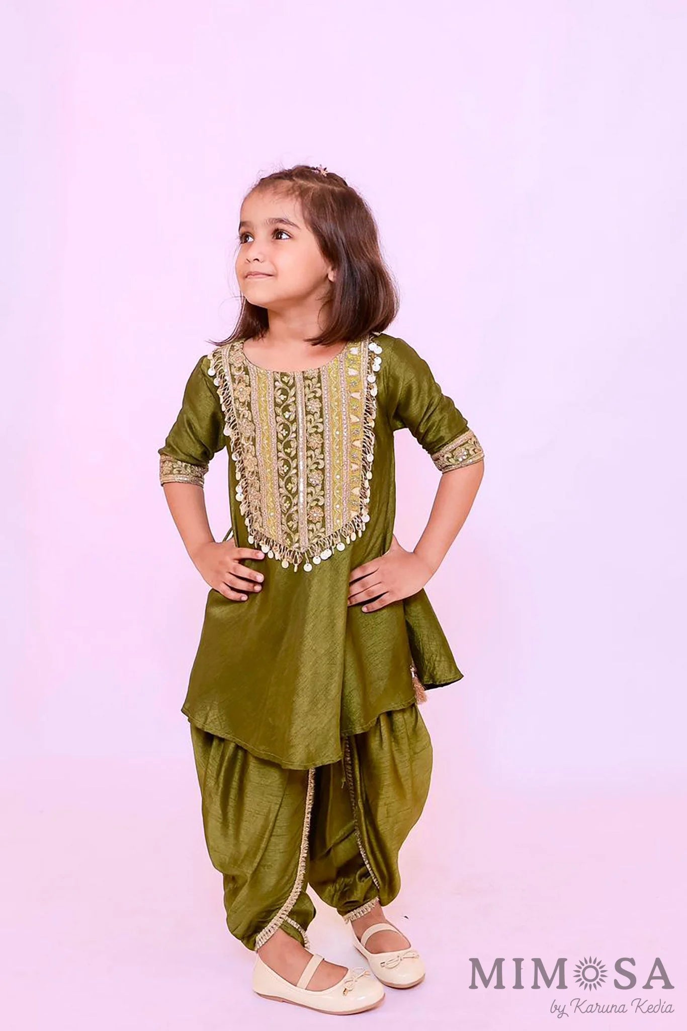 Bambar silk kurti with patched work yolk with tassels hanging and tulip plant