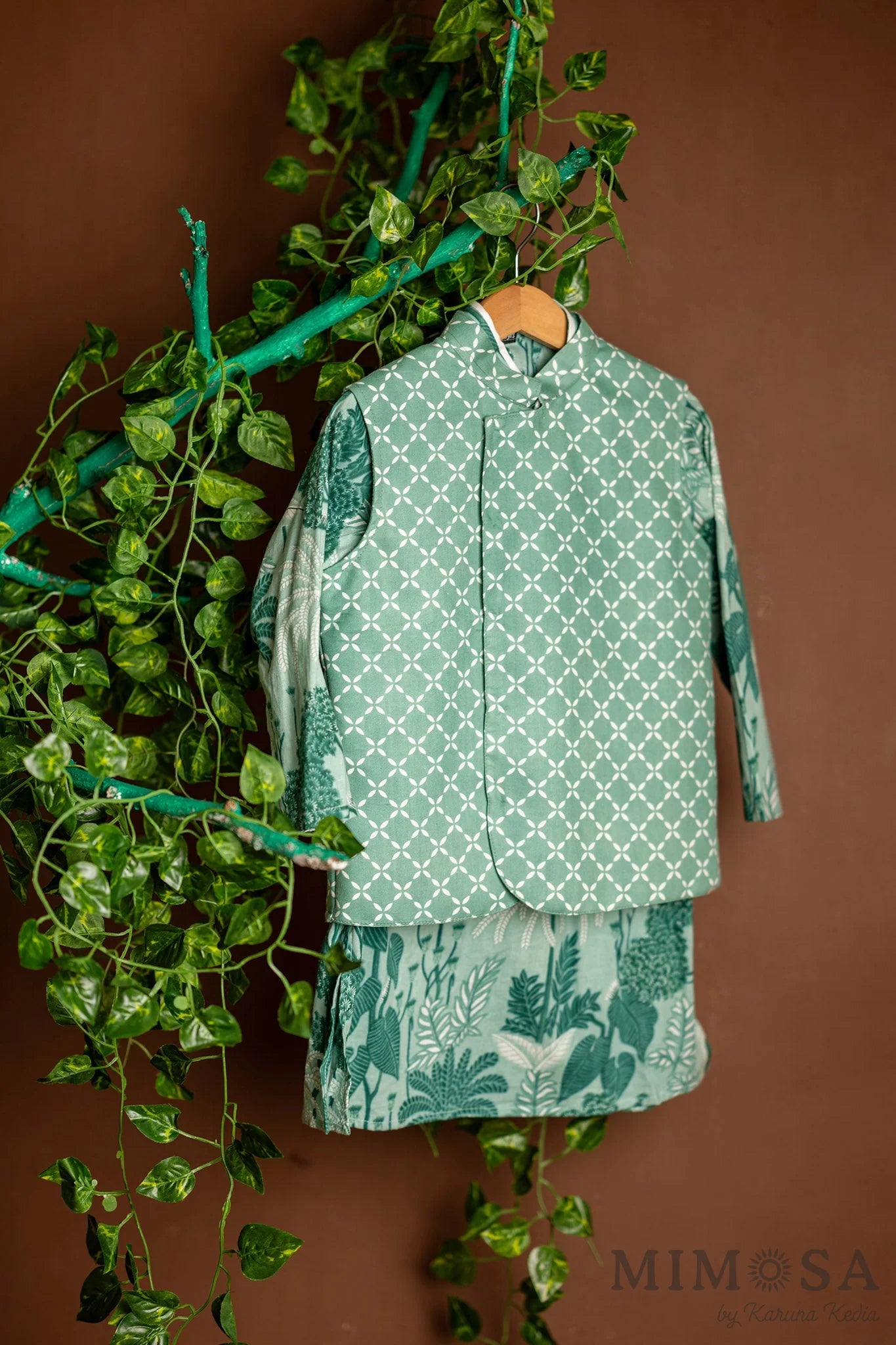 Green cotton printed kurta and bundi set