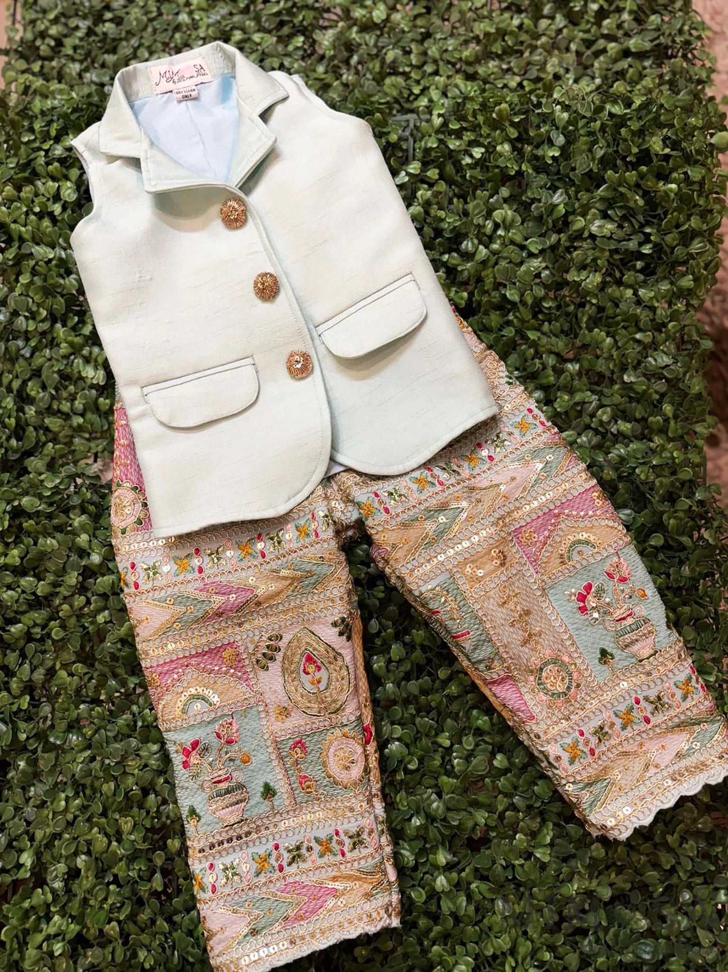 Jacket coord set - embroidered heavy pants with solid sleeveless jacket