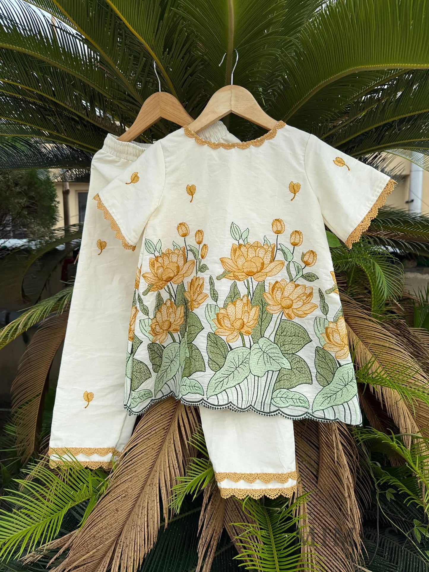Lotus embroidered Kurta coord set