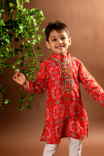 Patola kurta with bronze lace detailing