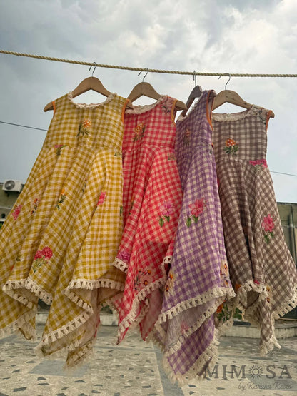 A pretty hand dress in Mogra Chanderi