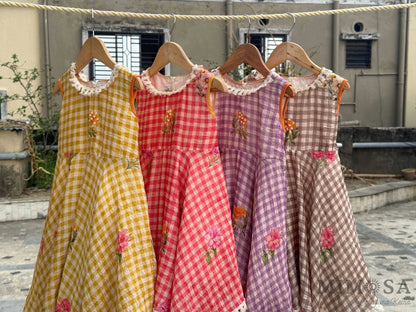 A pretty hand dress in Mogra Chanderi