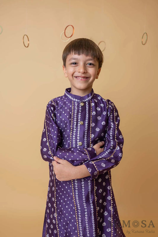 Bandhani kurta with gota detailing