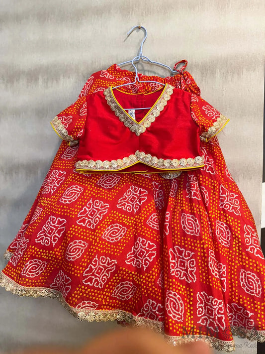 Bandhani printed lehnga set on muslin with organza dupatta