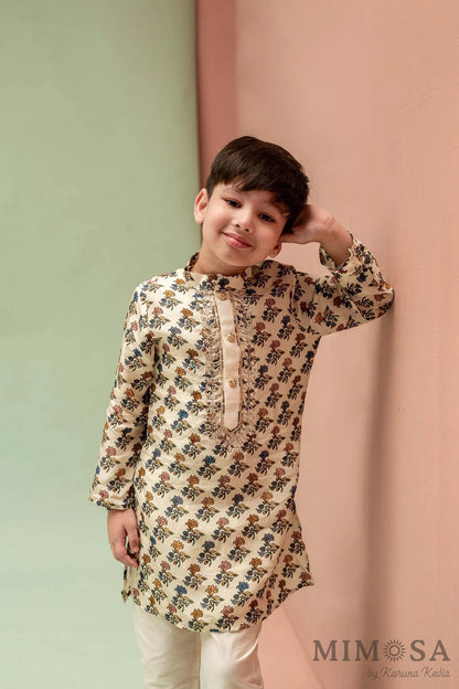 Block Pin, Kurta with Mirror Work and kota border and solid Kulla bottoms