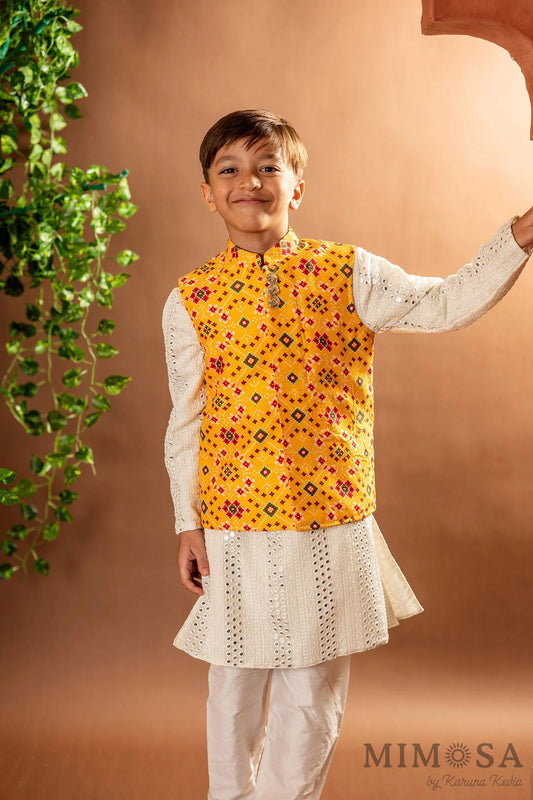 Cream mirrorwork kurta