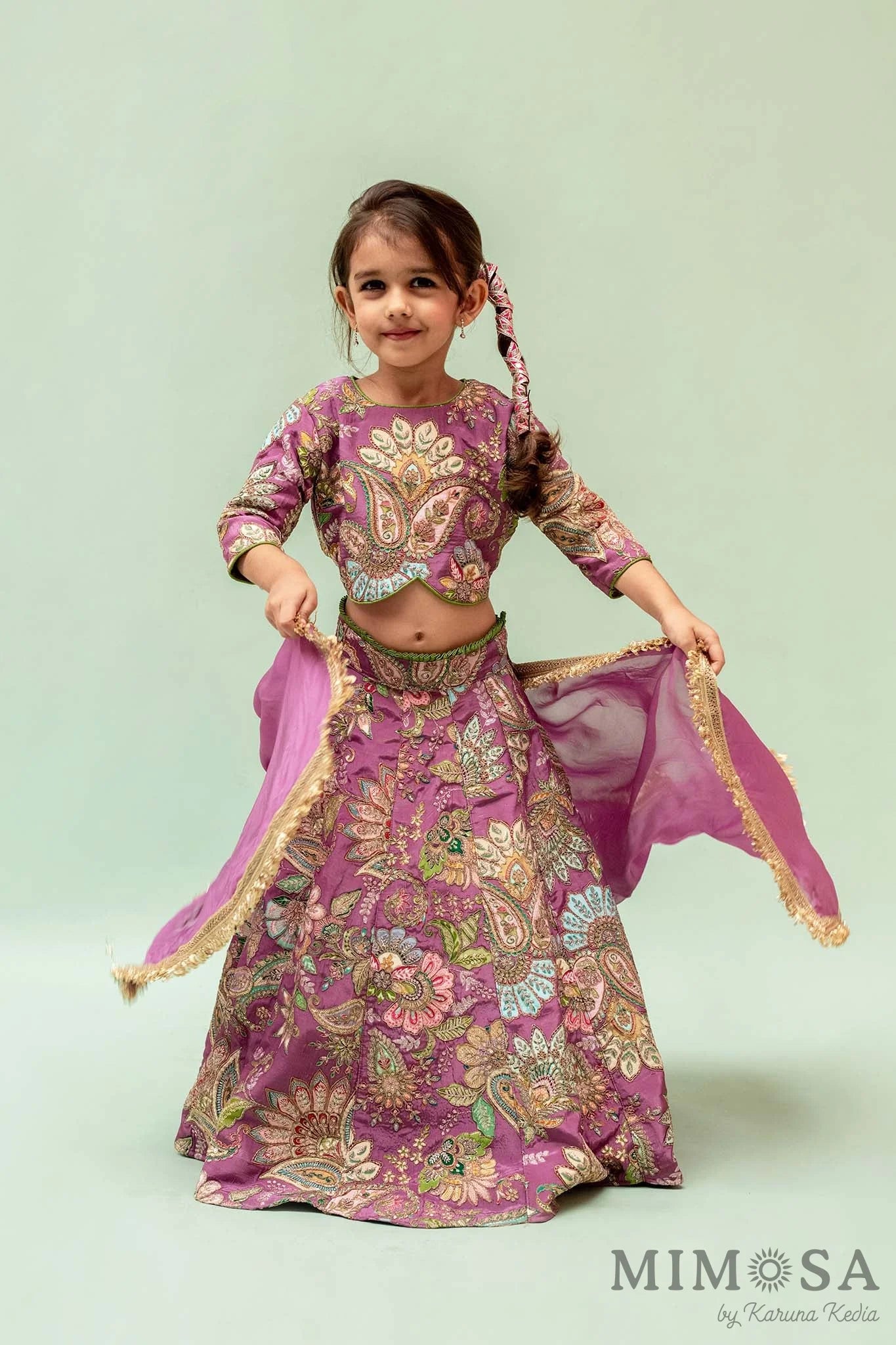 Fully embroidery paisley lehnga set with organza dupatta