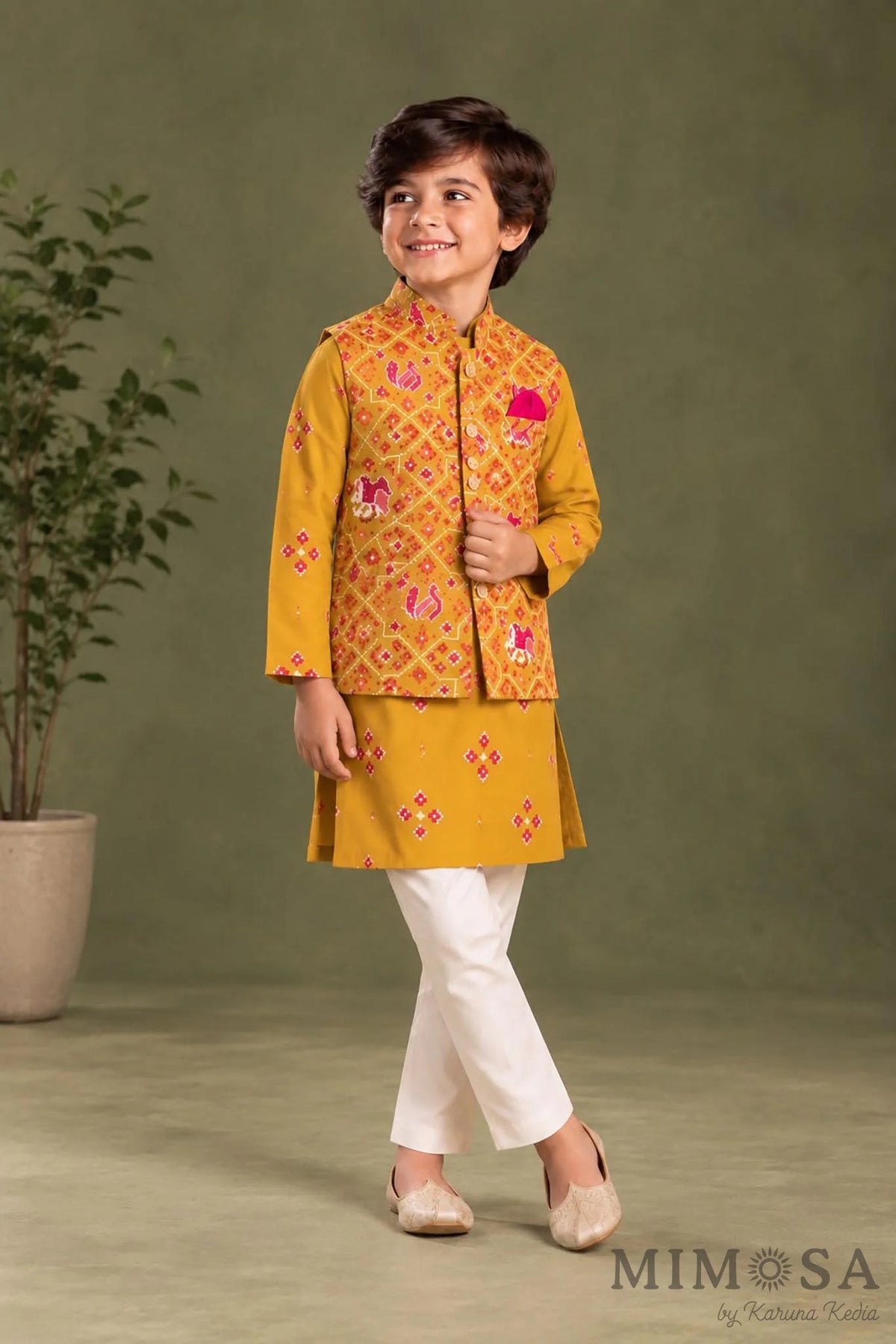 Patola Kurta with Bundi