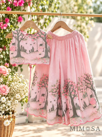 Swinging girl pleated palazzo set