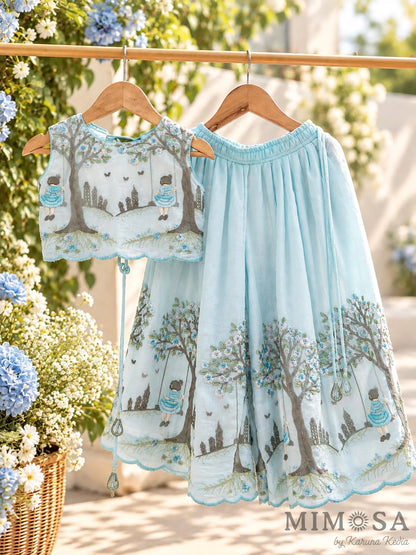Swinging girl pleated palazzo set