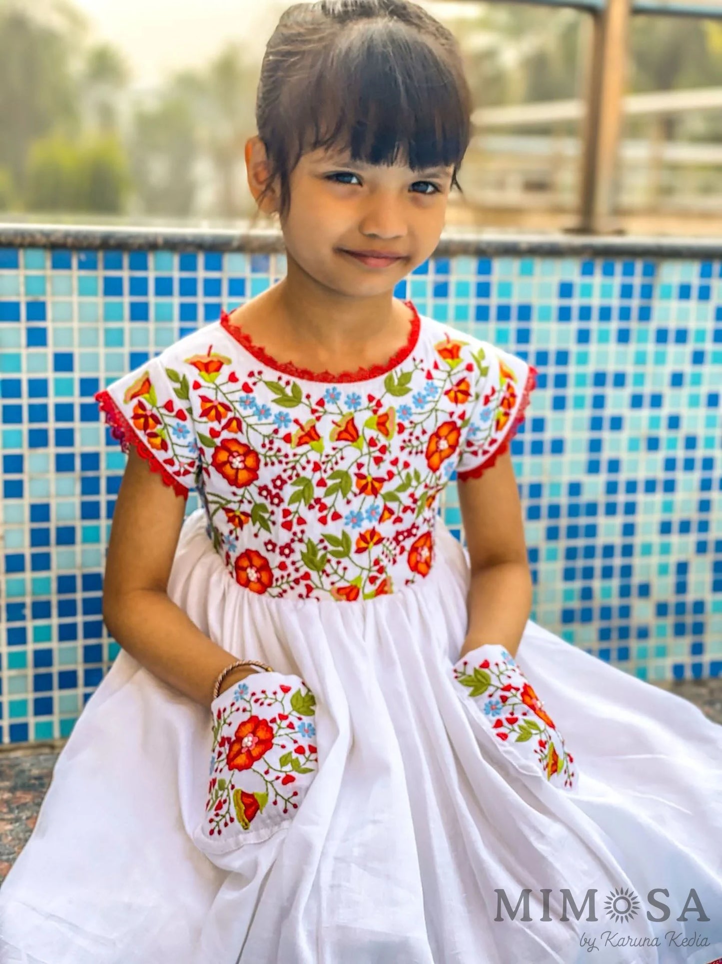 White cotton dress with Mexican floral  embroidery comes with pockets