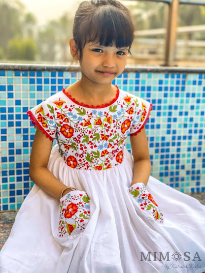 White cotton dress with Mexican floral  embroidery comes with pockets